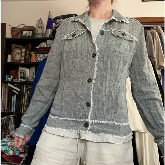 Carré Noir 100% Linen Jacket - Picture 11 of 16